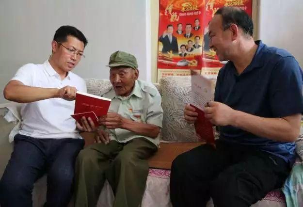 为什么会发生山体滑坡？游戏画面
